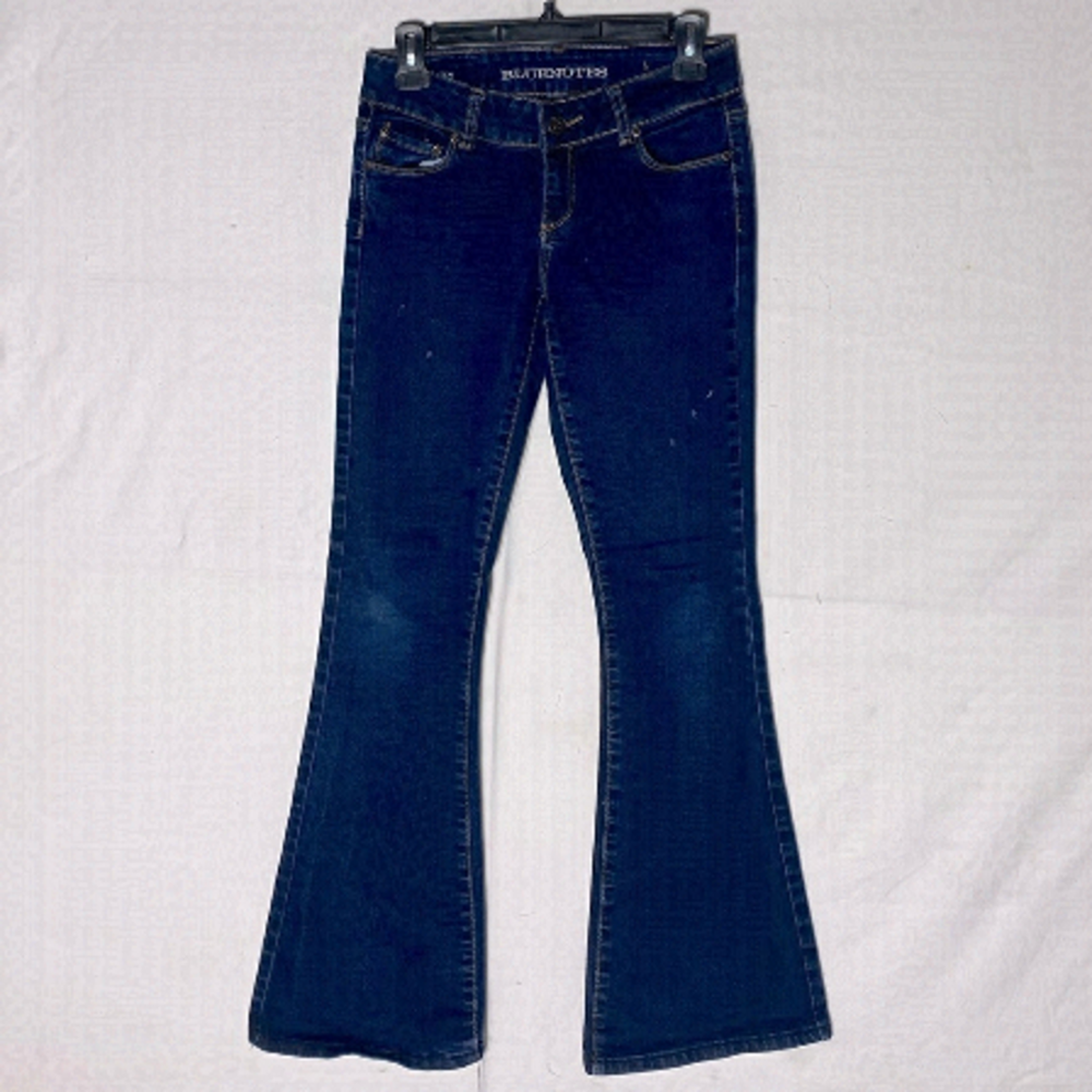 Vintage Y2K Bluenotes Dark Wash Low Rise Flare Leg Jeans 26